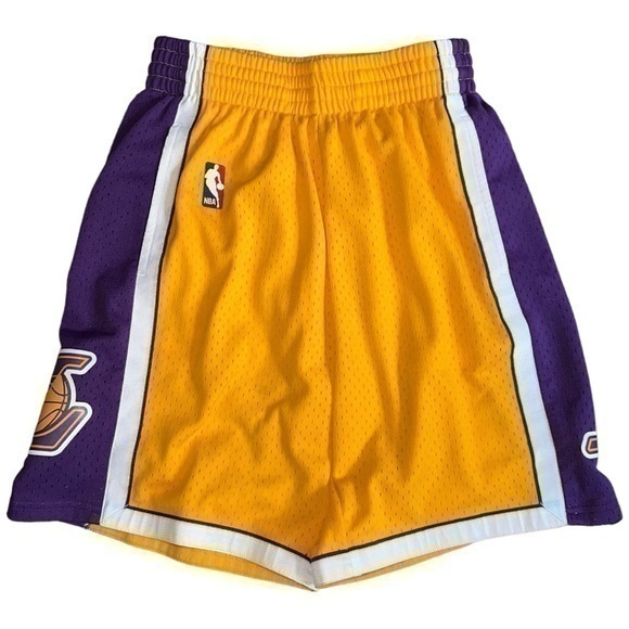 Mitchell & Ness S Yellow Gold Purple Los Angeles Lakers 2009-10 Swingman Shorts - Picture 1 of 8